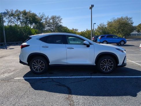 Used 2024 Lexus NX 250 FWD w/ Premium Package image 6