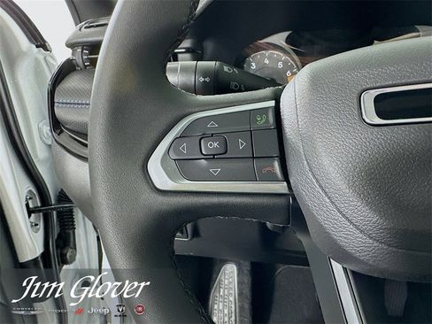 New 2026 Jeep Compass Latitude image 27