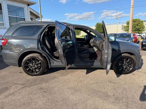 Used 2017 Dodge Durango R/T w/ Trailer Tow Group IV AWD/4WD image 21