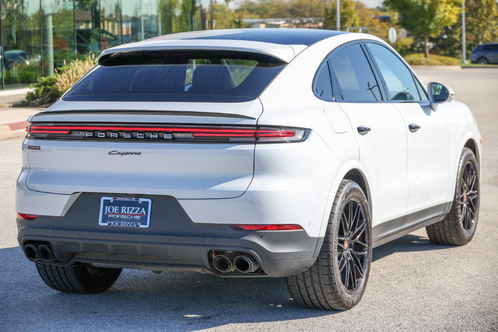 Certified 2026 Porsche Cayenne Coupe AWD/4WD image 16