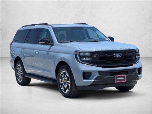 New 2026 Ford Expedition Active RWD image 13