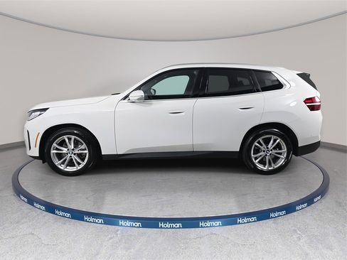 Used 2025 BMW X3 xDrive30i w/ Convenience Package image 9