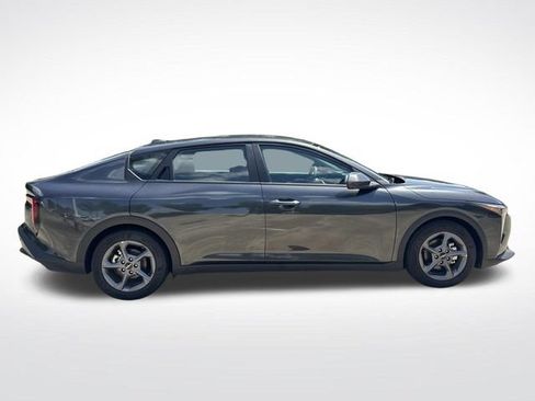 Used 2025 Kia K4 FWD image 11