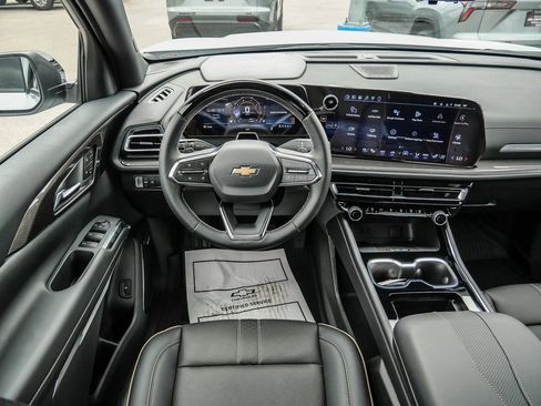 New 2026 Chevrolet Traverse High Country w/ LPO, Floor Liner Package image 27