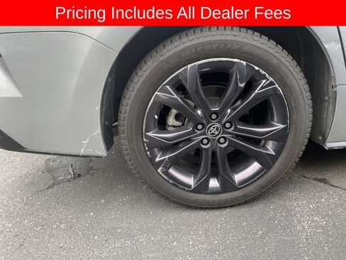 Used 2021 Toyota Sienna XSE w/ XSE Plus Package FWD image 9