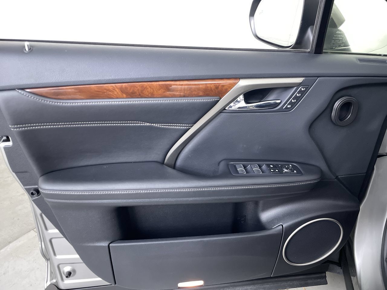 Used 2018 Lexus RX 350 AWD w/ Premium Package image 10