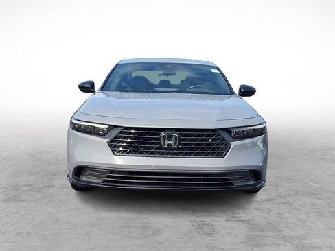 Used 2023 Honda Accord Sport image 2