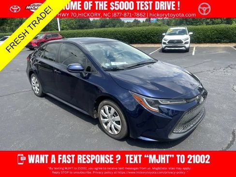Used 2021 Toyota Corolla LE FWD image 1
