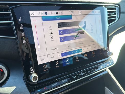 New 2026 Jeep Grand Wagoneer Base w/ Premium Group I image 19