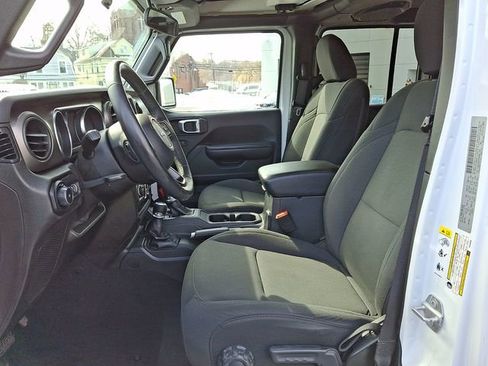 Used 2019 Jeep Wrangler Unlimited Sport S image 13