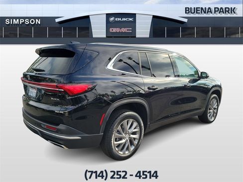 Used 2026 Buick Enclave Preferred image 8