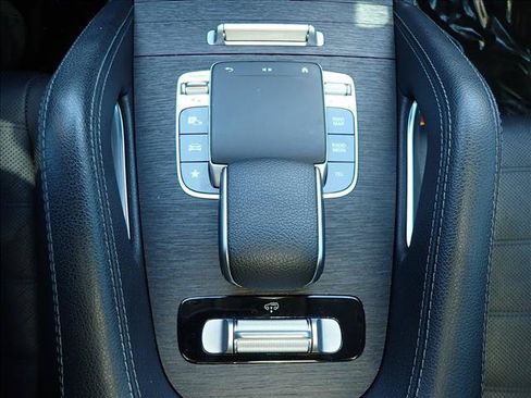 Used 2020 Mercedes-Benz GLE 580 4MATIC image 23