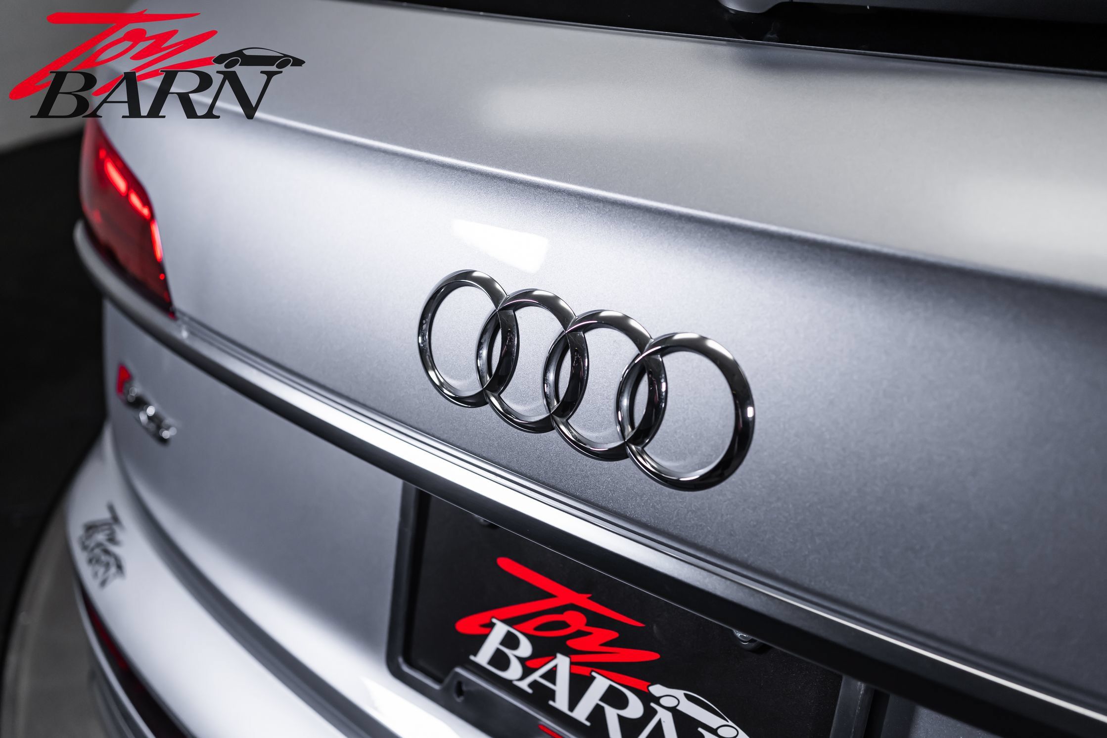 Used 2023 Audi SQ5 Premium Plus w/ Premium Plus Package AWD/4WD image 13