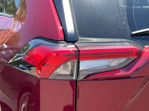 Used 2023 Toyota RAV4 XLE FWD image 20