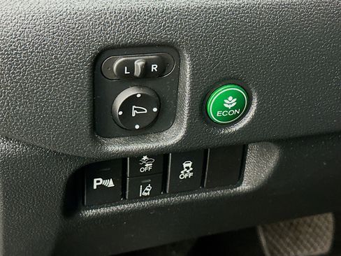 Used 2023 Honda Passport EX-L image 17
