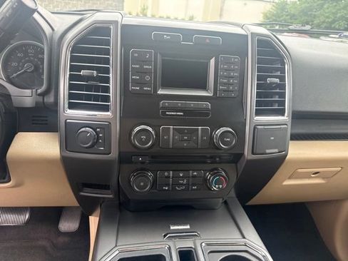 Used 2015 Ford F150 XLT w/ Equipment Group 301A Mid AWD/4WD image 20