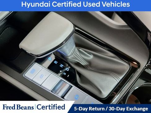 Used 2025 Hyundai Elantra SEL FWD image 19