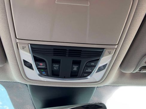 Used 2023 Acura MDX SH-AWD w/ Technology Package image 33