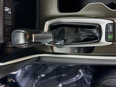 Used 2018 Honda Accord Sport image 19