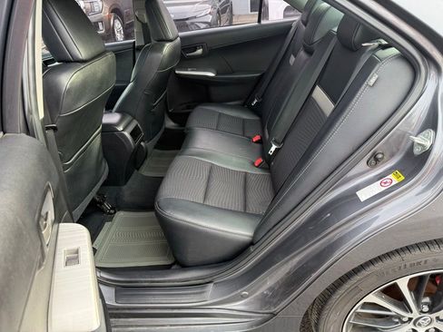 Used 2012 Toyota Camry SE image 17