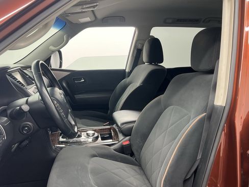 Used 2017 Nissan Armada SV image 7