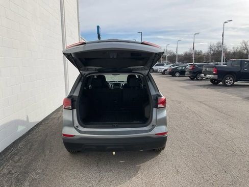 Used 2024 Chevrolet Equinox LS w/ LS Convenience Package image 7