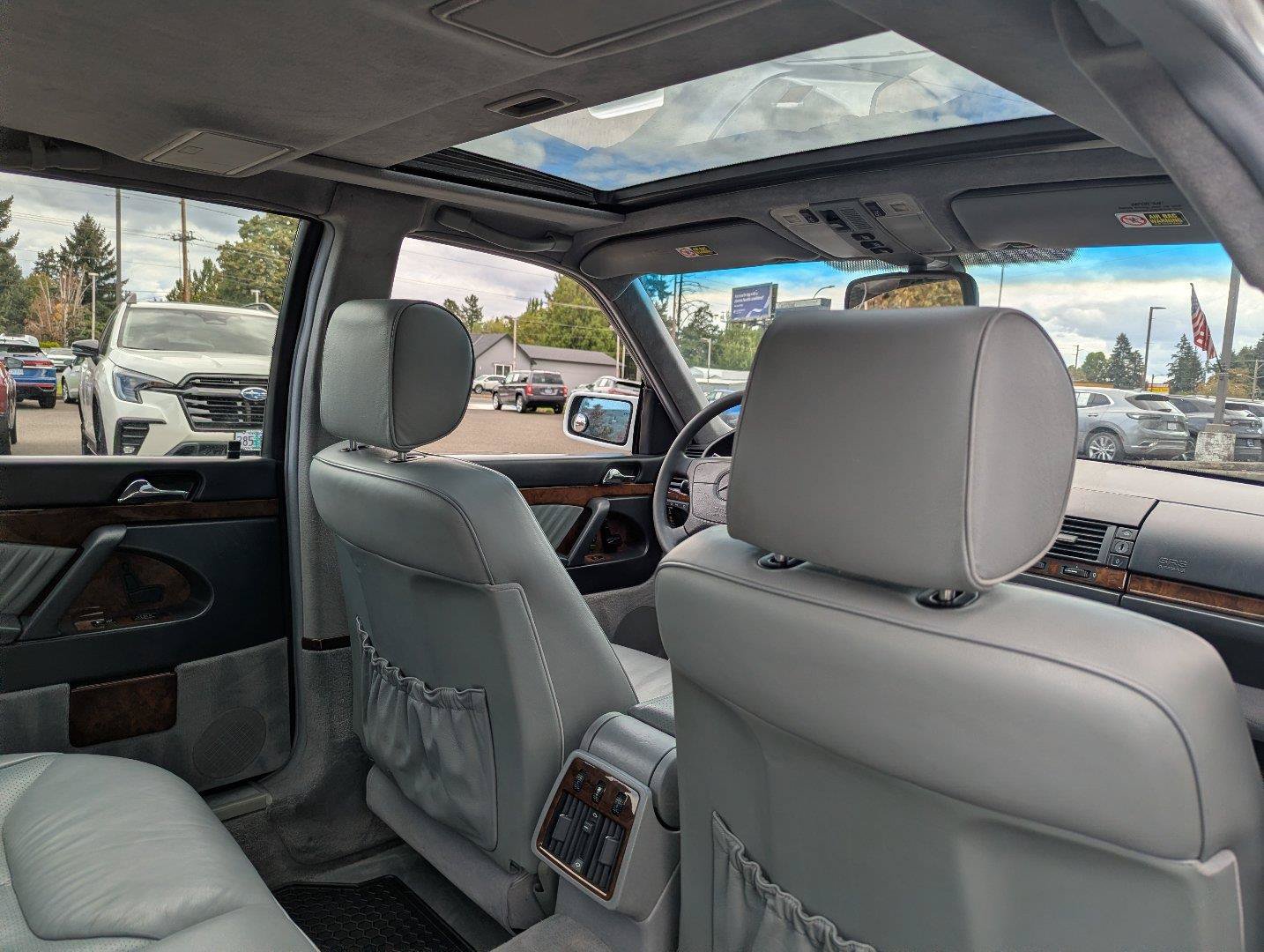 Used 1992 Mercedes-Benz 600 SEL image 32