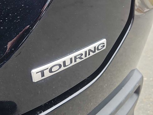 Certified 2023 Honda Pilot Touring image 12
