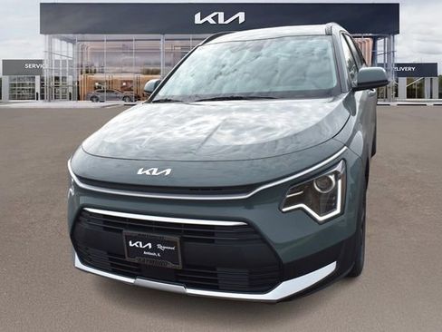 New 2026 Kia Niro EX image 8