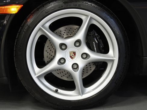 Used 2003 Porsche 911 Carrera RWD image 9