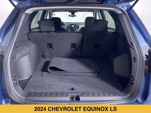 Certified 2024 Chevrolet Equinox LS w/ LS Convenience Package FWD image 13