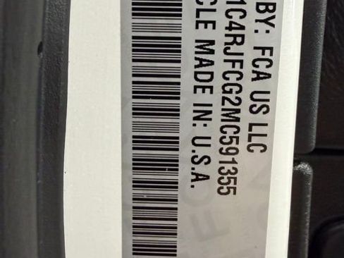 Used 2021 Jeep Grand Cherokee Overland image 33