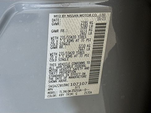 Used 2024 Nissan Murano SV w/ SV Midnight Edition Package image 12