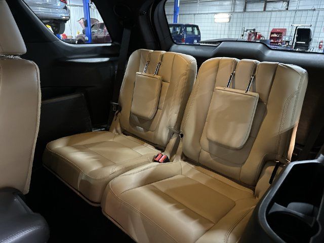 Used 2016 Ford Explorer Limited w/ Equipment Group 301A AWD/4WD image 31