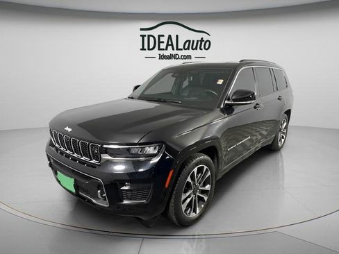 Used 2024 Jeep Grand Cherokee L Overland w/ Advanced Protech Group III image 2