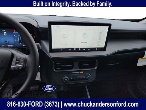 New 2025 Ford Maverick XL w/ Equipment Group 101A image 15