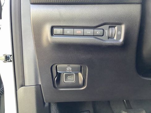 New 2026 Jeep Cherokee Limited image 15