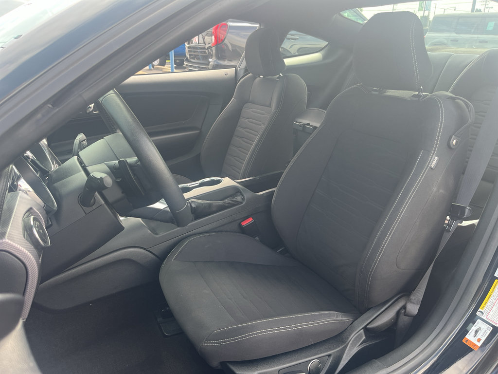 Used 2016 Ford Mustang GT RWD image 21