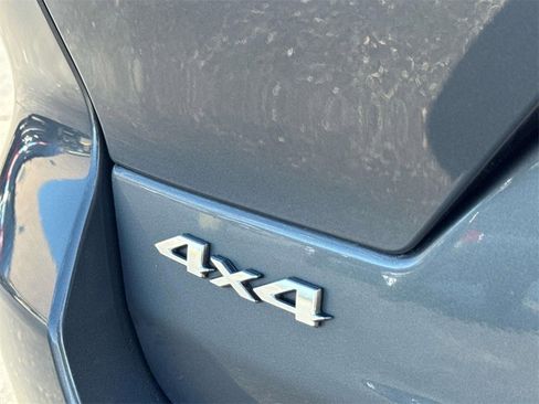 Used 2022 Jeep Grand Cherokee Summit w/ Luxury Tech Group V image 17