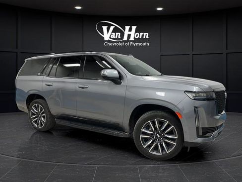 Used 2021 Cadillac Escalade Sport image 1