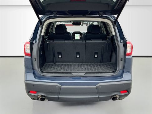 Used 2024 Subaru Ascent Limited w/ Technology Package image 28