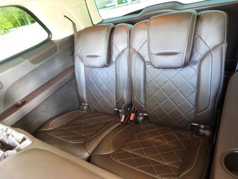 Used 2017 Mercedes-Benz GLS 550 4MATIC image 41