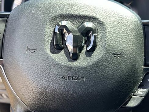 Used 2023 RAM 1500 Limited w/ Body Color Bumper Group AWD/4WD image 34
