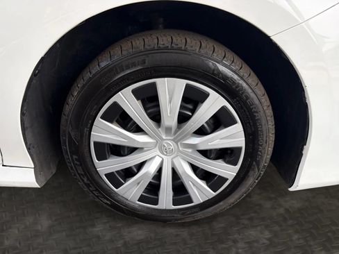 Used 2021 Toyota Camry LE w/ Cold Weather Package FWD image 37