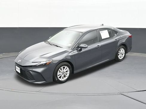 Used 2025 Toyota Camry LE FWD image 67