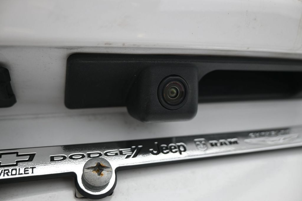 Used 2024 Chevrolet Equinox LS w/ Driver Confidence II Package FWD image 30