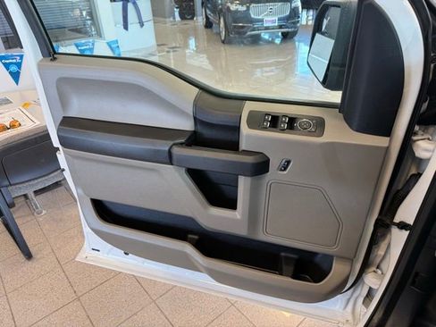 Used 2017 Ford F150 XL w/ Equipment Group 101A Mid AWD/4WD image 20