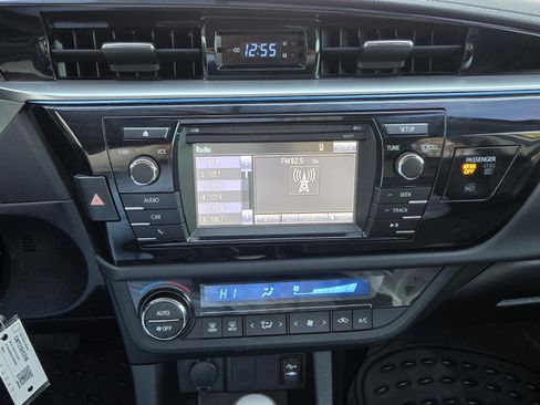 Used 2016 Toyota Corolla S image 19