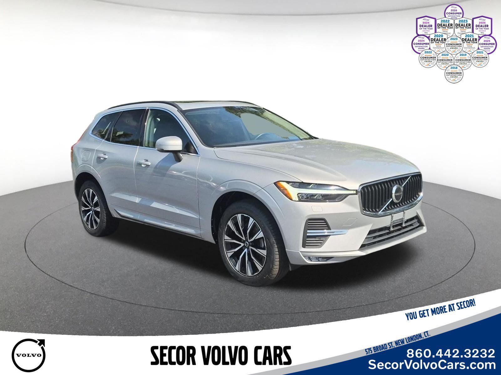 Used 2023 Volvo XC60 B5 Core AWD/4WD image 3