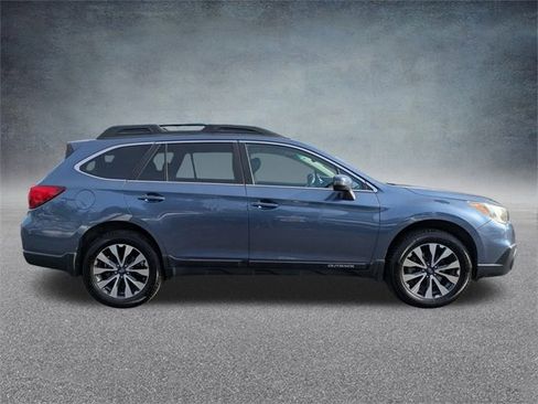 Used 2015 Subaru Outback 2.5i Limited image 3